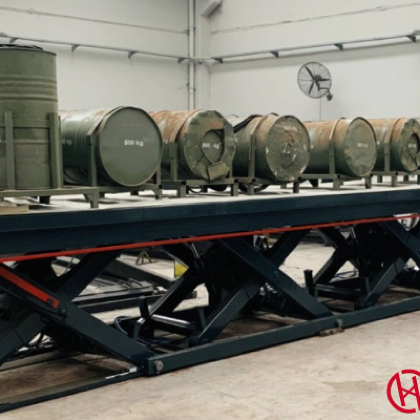 Makaslı Yük Kaldırma Lifti