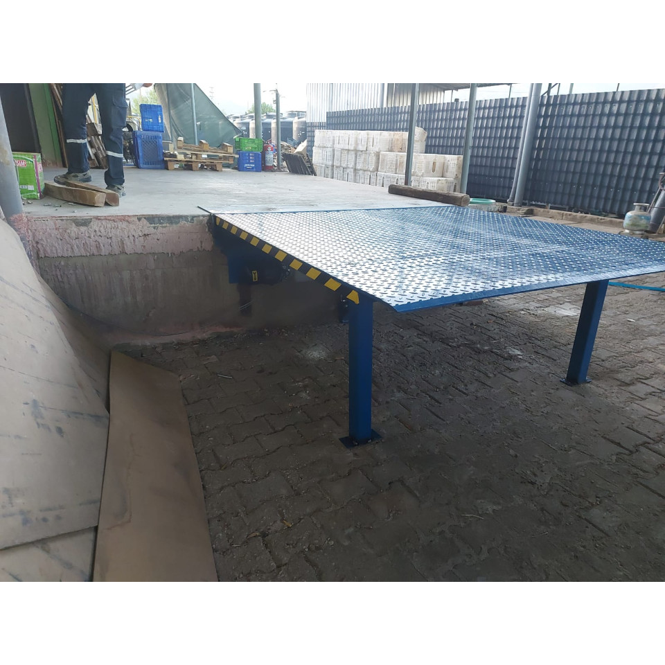 Dock Leveler