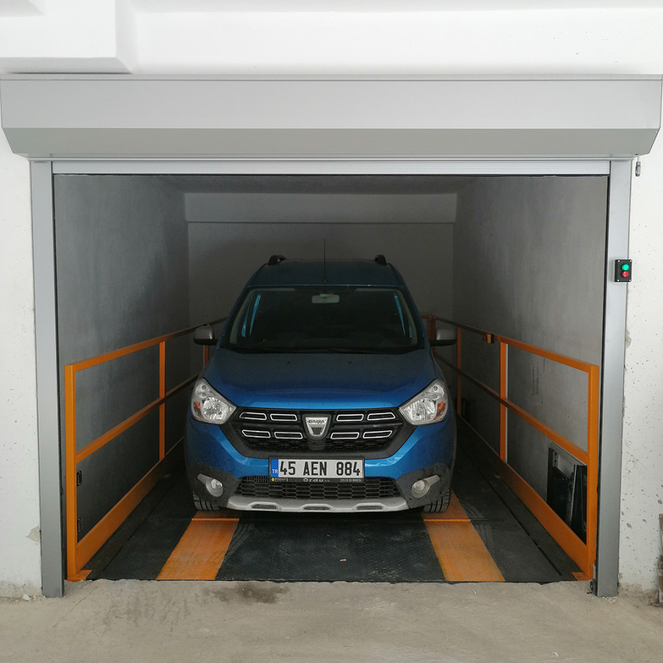 Scissor Vehicle Platform