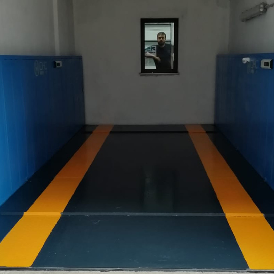 Scissor Vehicle Platform